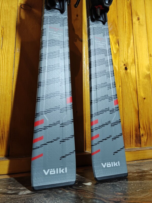 LYŽE VOLKL PEREGRINE 7.2 ANTHRAZIT 172CM --MODEL 2025--